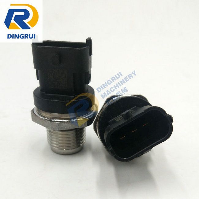PC200-8 Common rail pressure sensor